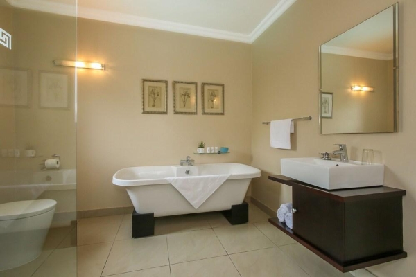 Hotel 18 Burlington B&B and Conference Venue (Newlands)